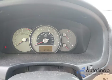 2007 Kia Rondo Lx из США, поврежденный, VIN KNAFG525877094736